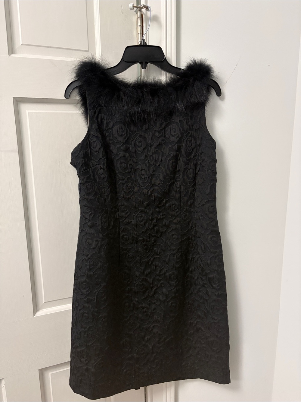 Taylor Black Sleeveless Jacquard Dress with Fur Trim